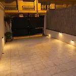 Perle Dazur Jacuzzi Parking Prive 5min * Мантон
