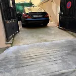 Апартаменти Perle Dazur Jacuzzi Parking Prive 5min Мантон